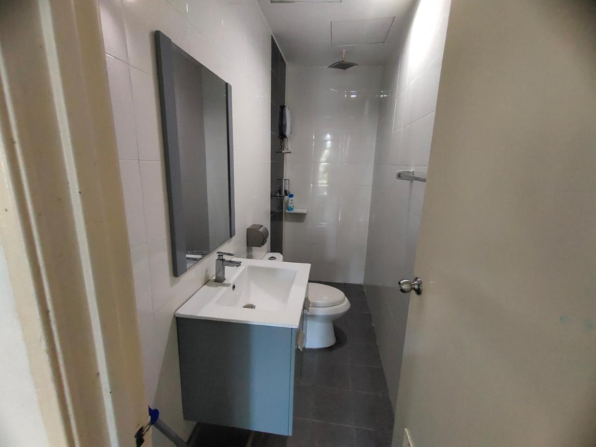 2 Rooms Homestay Deviana Wakaf Che Yeh Kota Bharu Kültér fotó